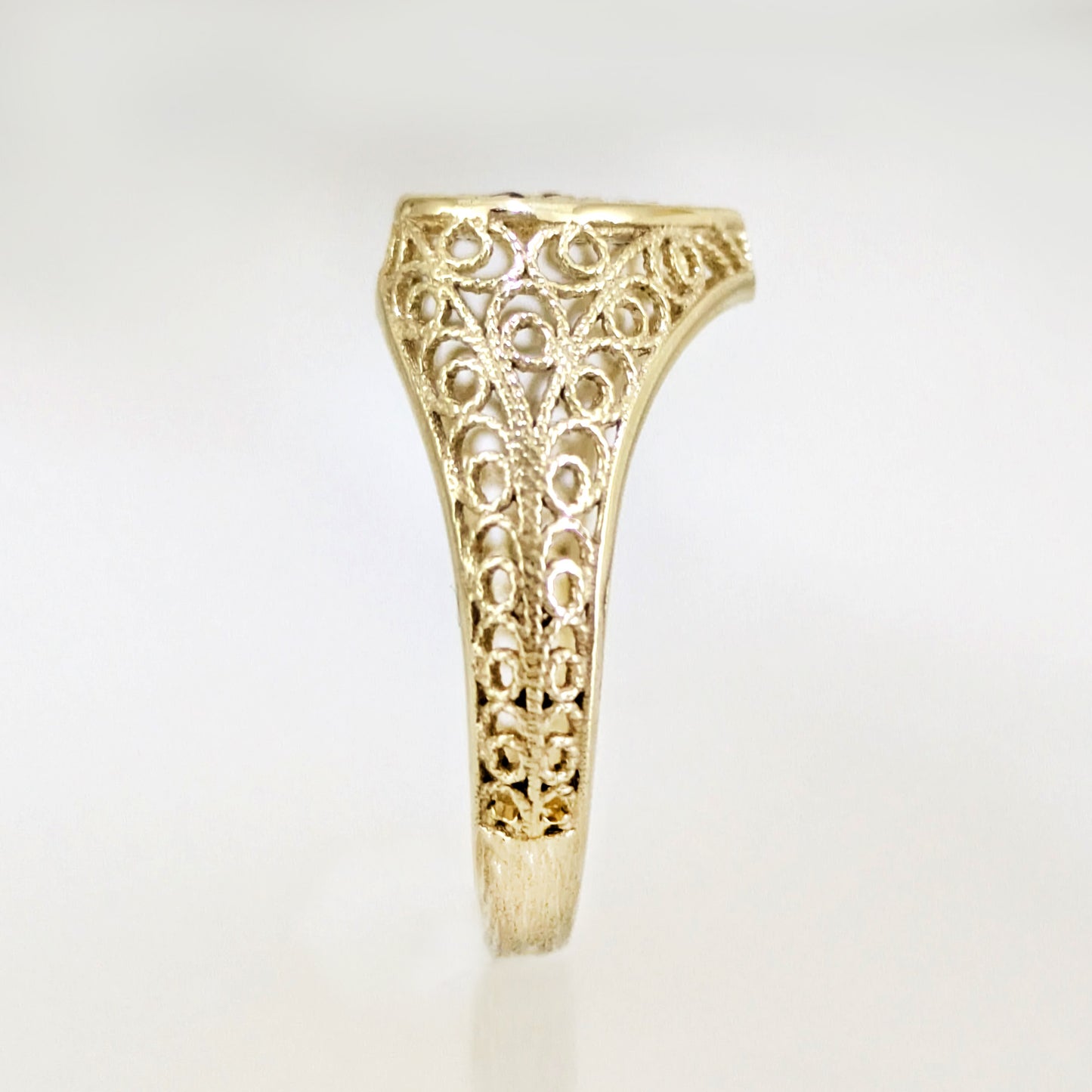 Heart Filigree Ring with Red Cubic Zirconia – Romantic Gold Statement Ring