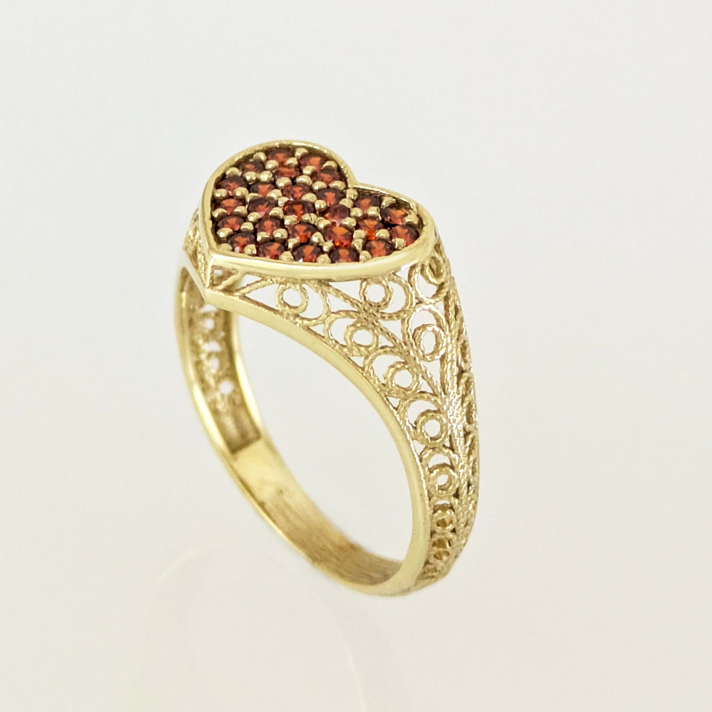 Heart Filigree Ring with Red Cubic Zirconia – Romantic Gold Statement Ring