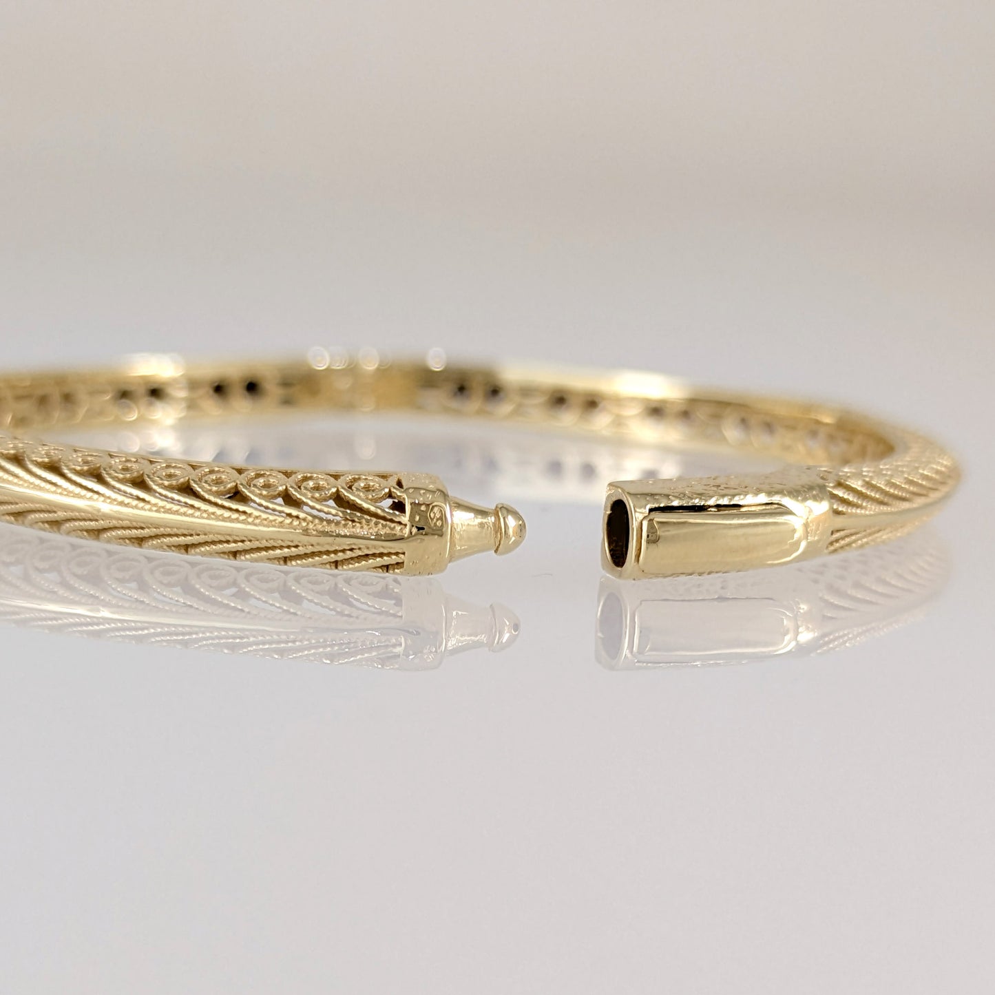 Filigree Hinged Bangle Bracelet