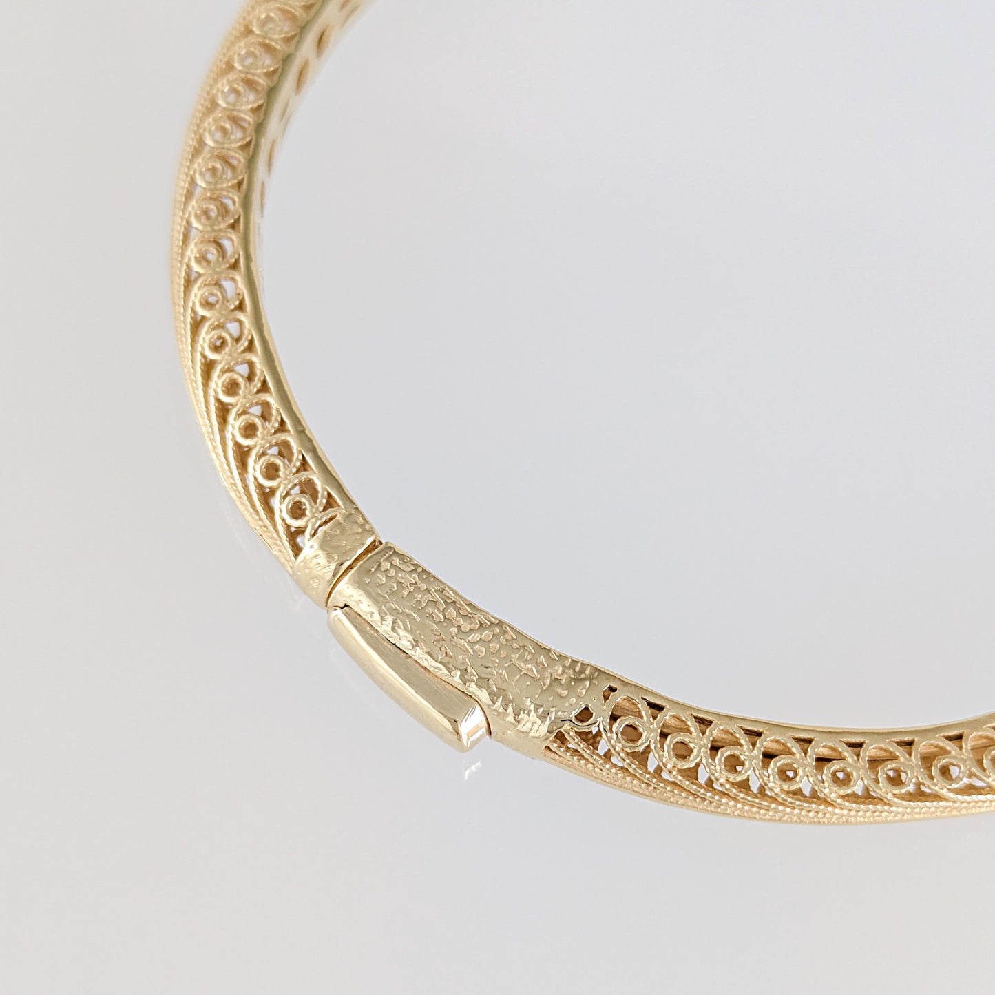 Filigree Hinged Bangle Bracelet