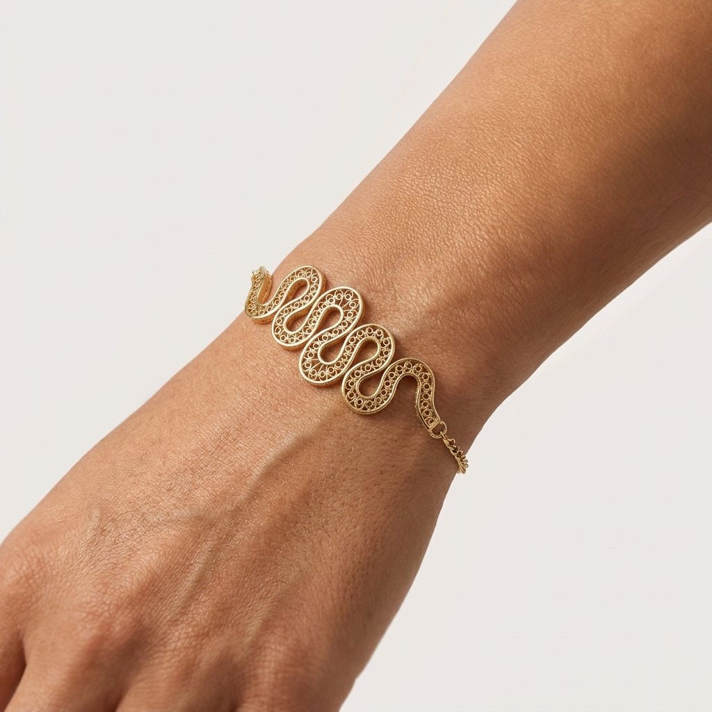 Serpentine Wave Filigree Bracelet with Openwork Design