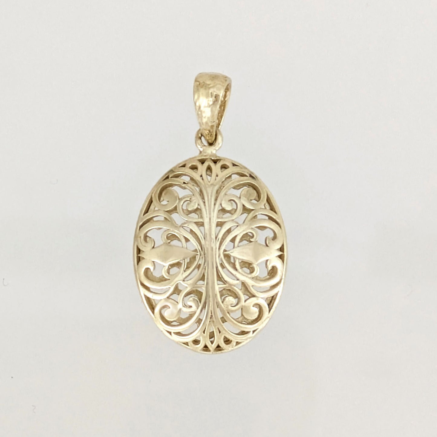 Oval Filigree Pendant Charm