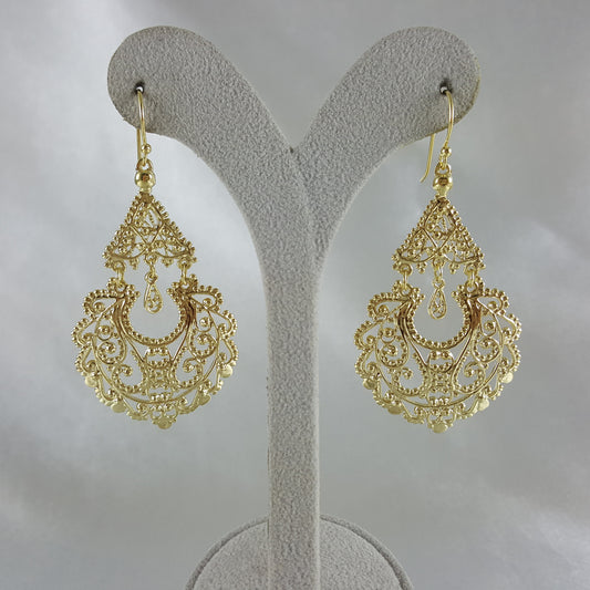 Gold Filigree Chandelier Earrings – Vintage-Inspired Statement Dangle Earrings