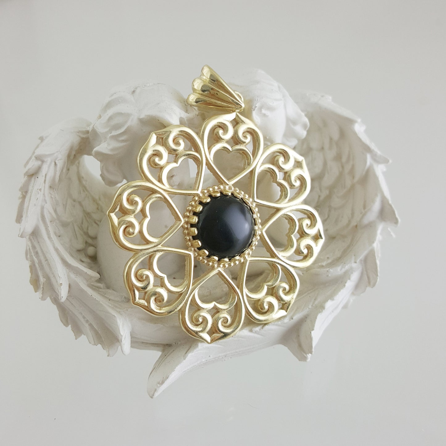 Elegant Gold Heart Filigree Pendant with Black Onyx – Handcrafted Artisan Necklace