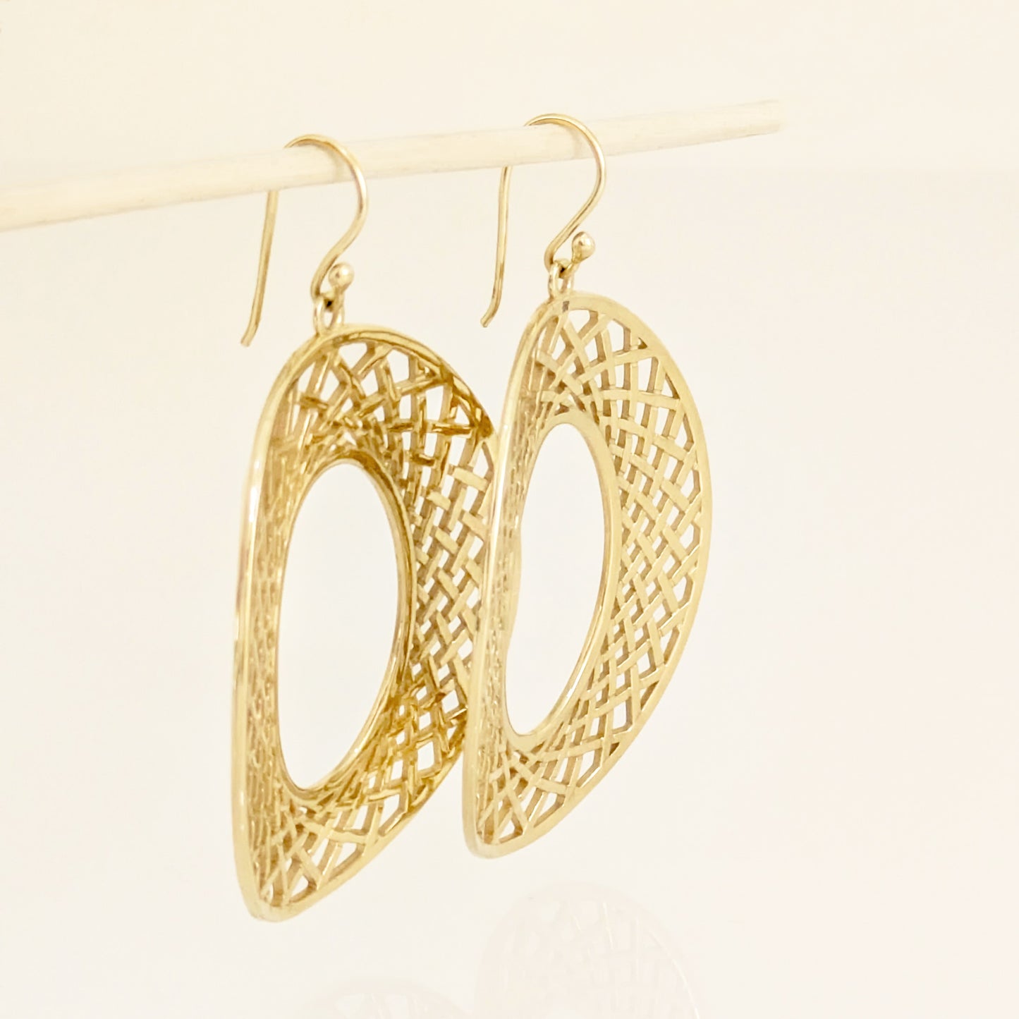 Openwork Oval Drop Earrings — Geometric Statement
