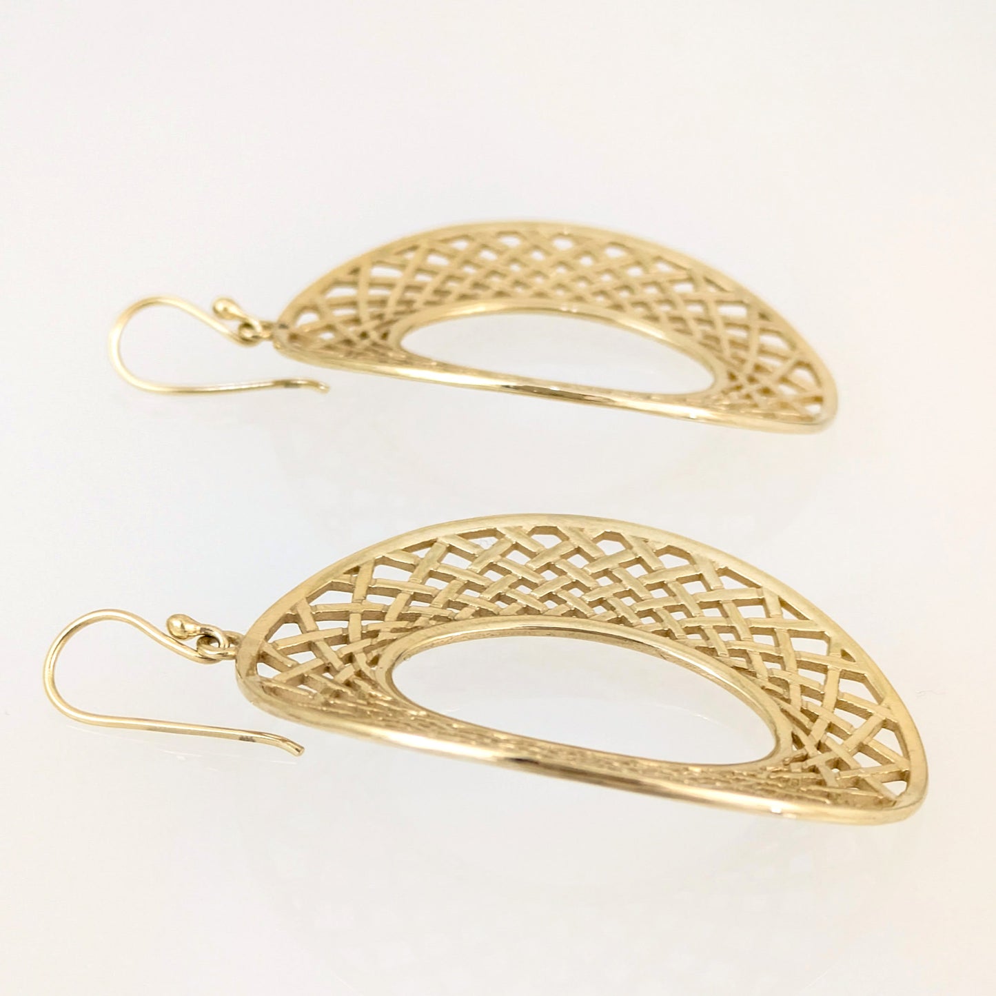 Openwork Oval Drop Earrings — Geometric Statement