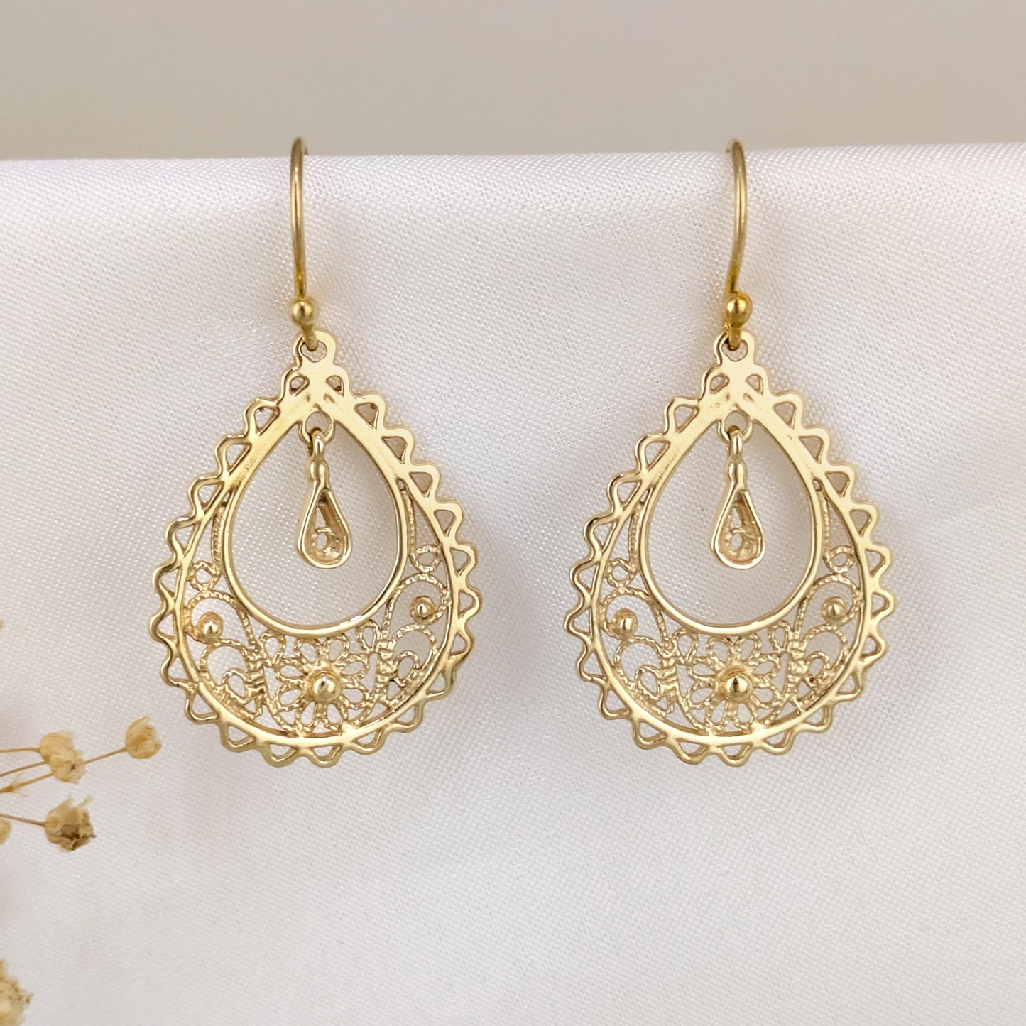 Open Teardrop Filigree Drop Earrings
