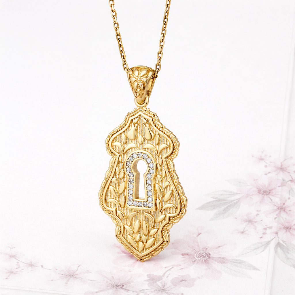 Ornate Keyhole Pendant Crystal Detail