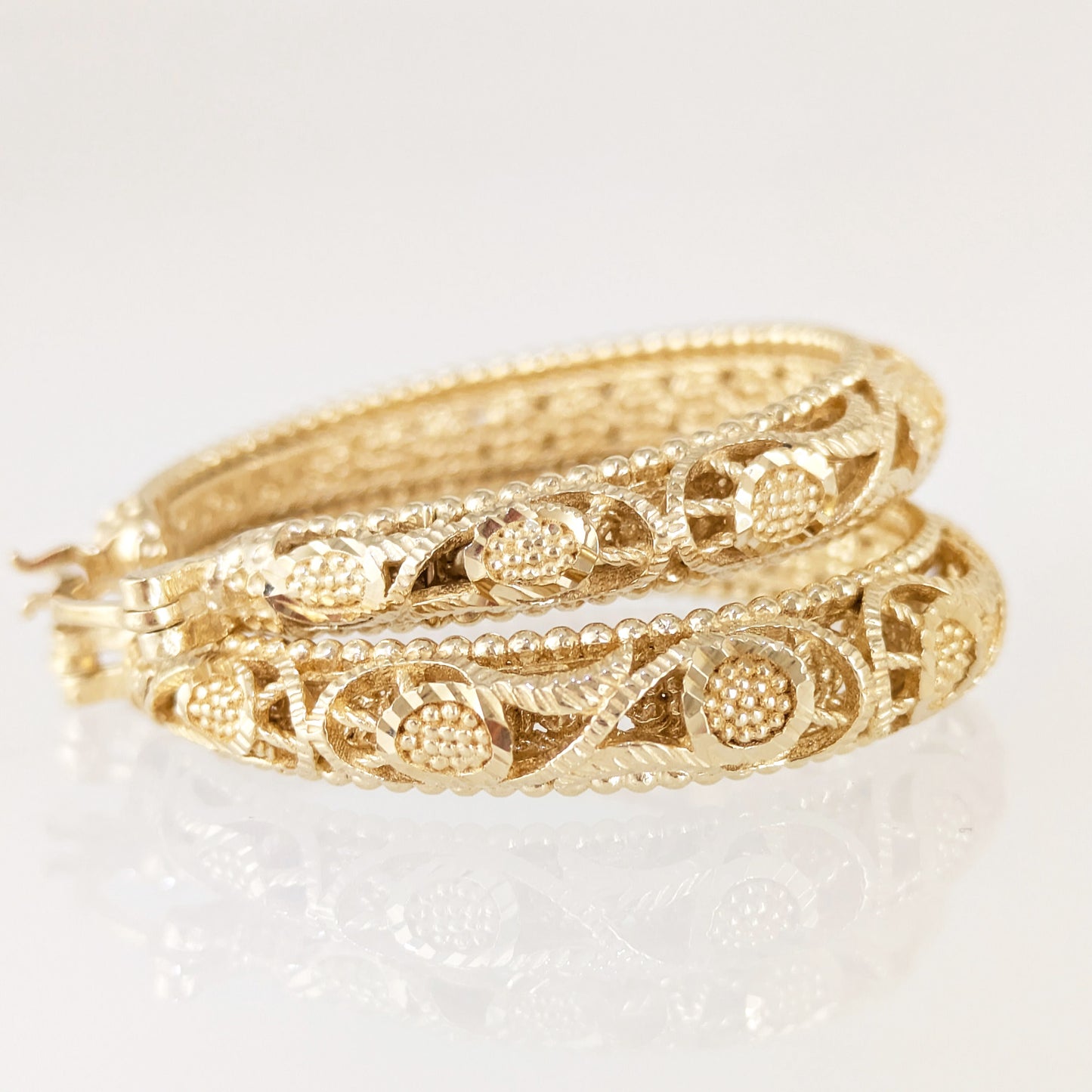 Elegant Floral Filigree Gold Hoop Earrings – Handcrafted in Istanbul