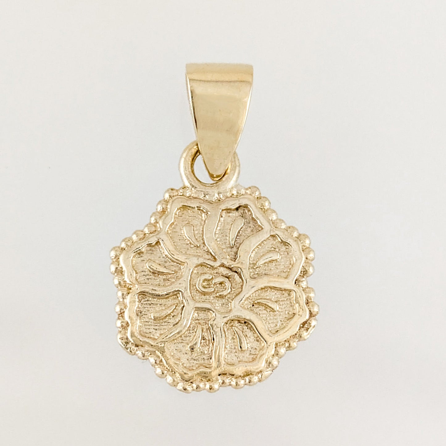 Petite Round Floral Pendant