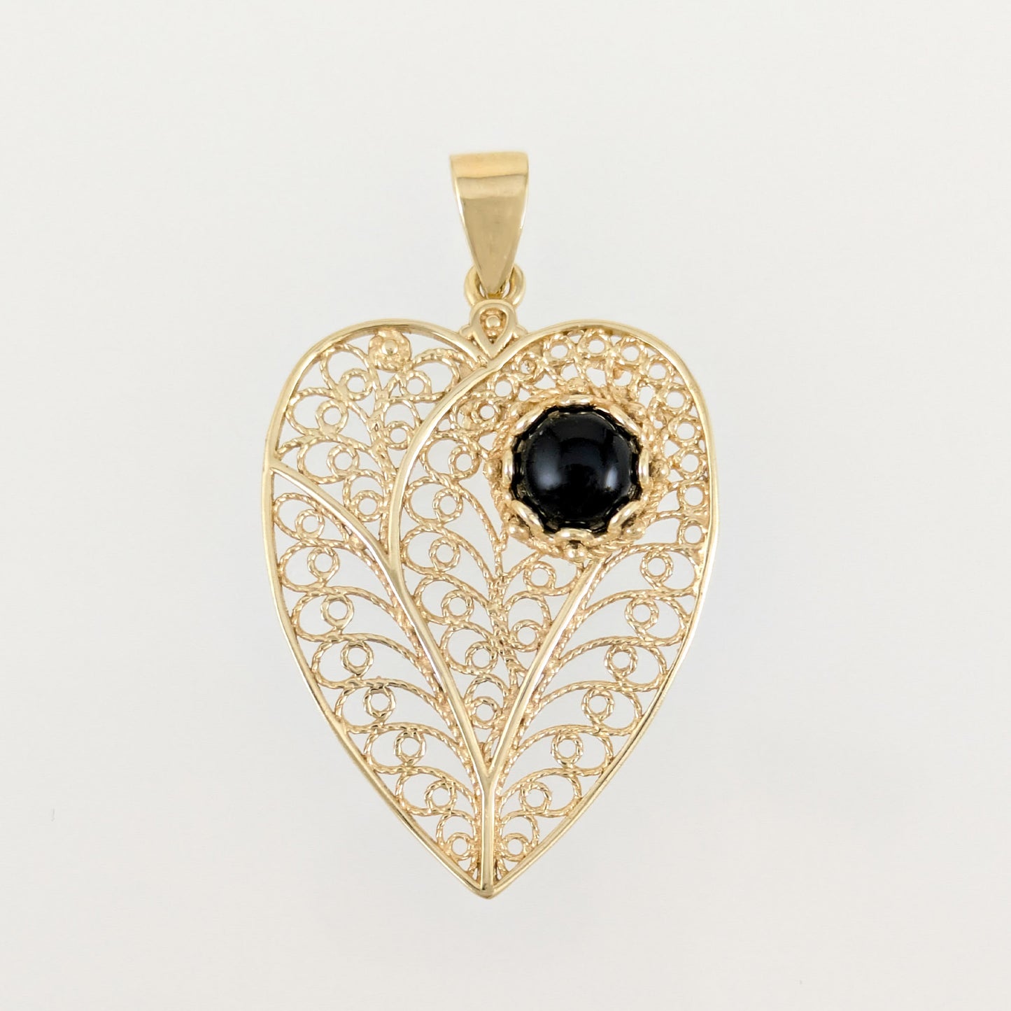 Black Onyx Heart Filigree Pendant
