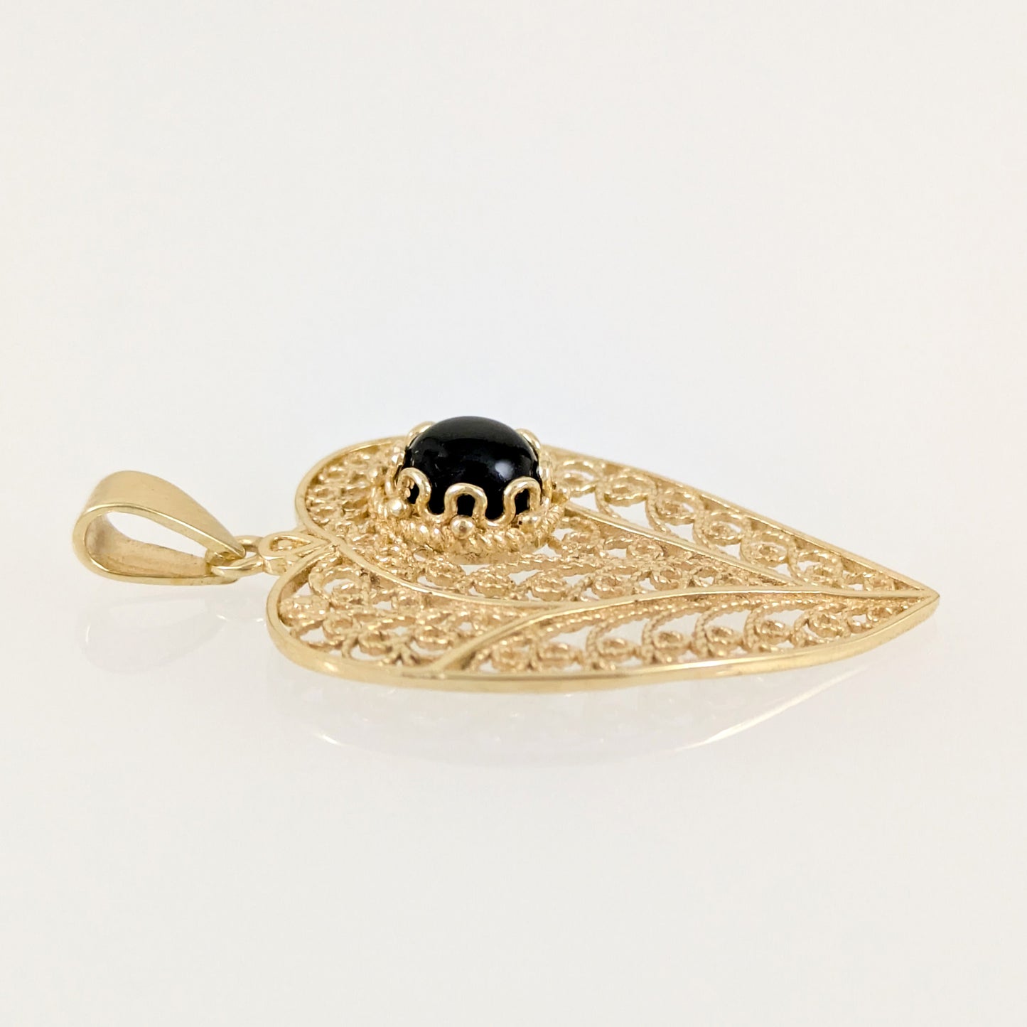Black Onyx Heart Filigree Pendant
