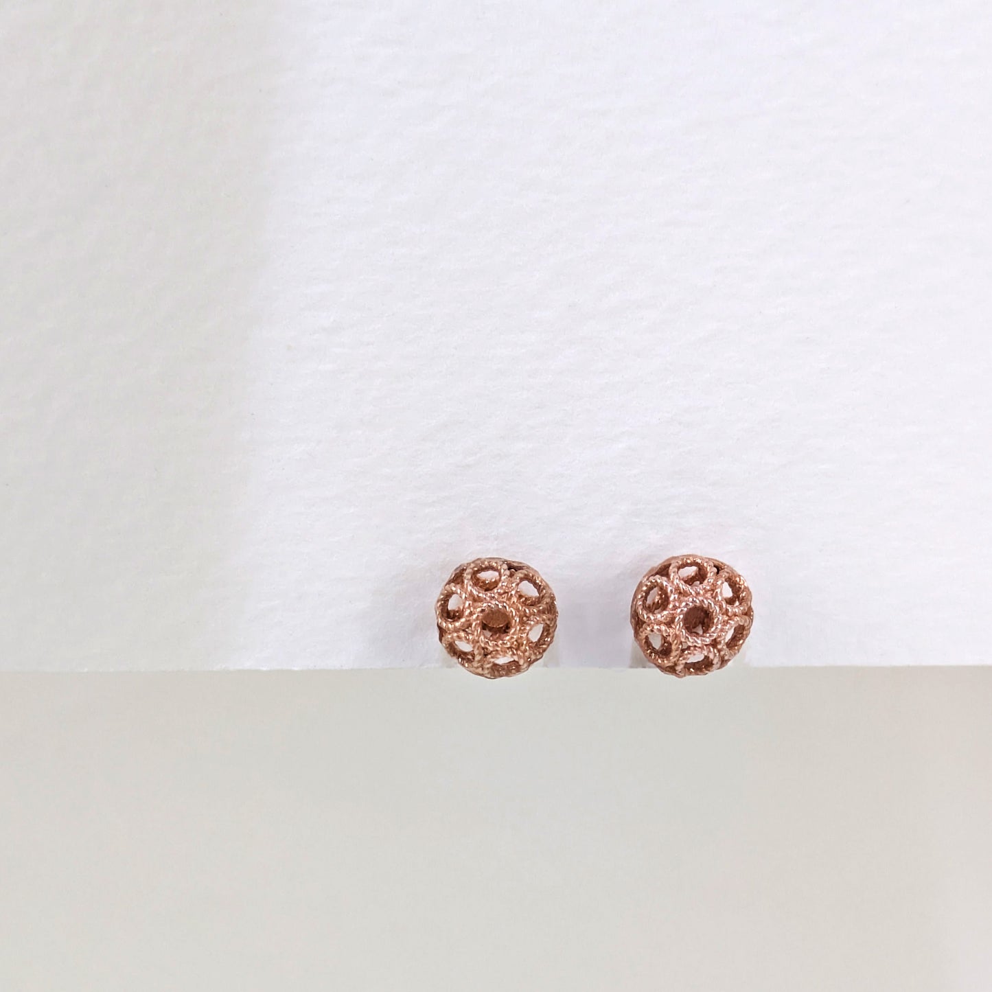 Round Gold Filigree Bead Stud Earrings with Diamond Cut