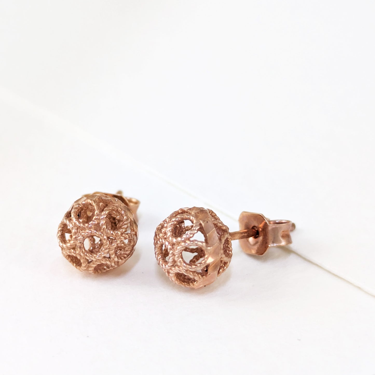 Round Gold Filigree Bead Stud Earrings with Diamond Cut