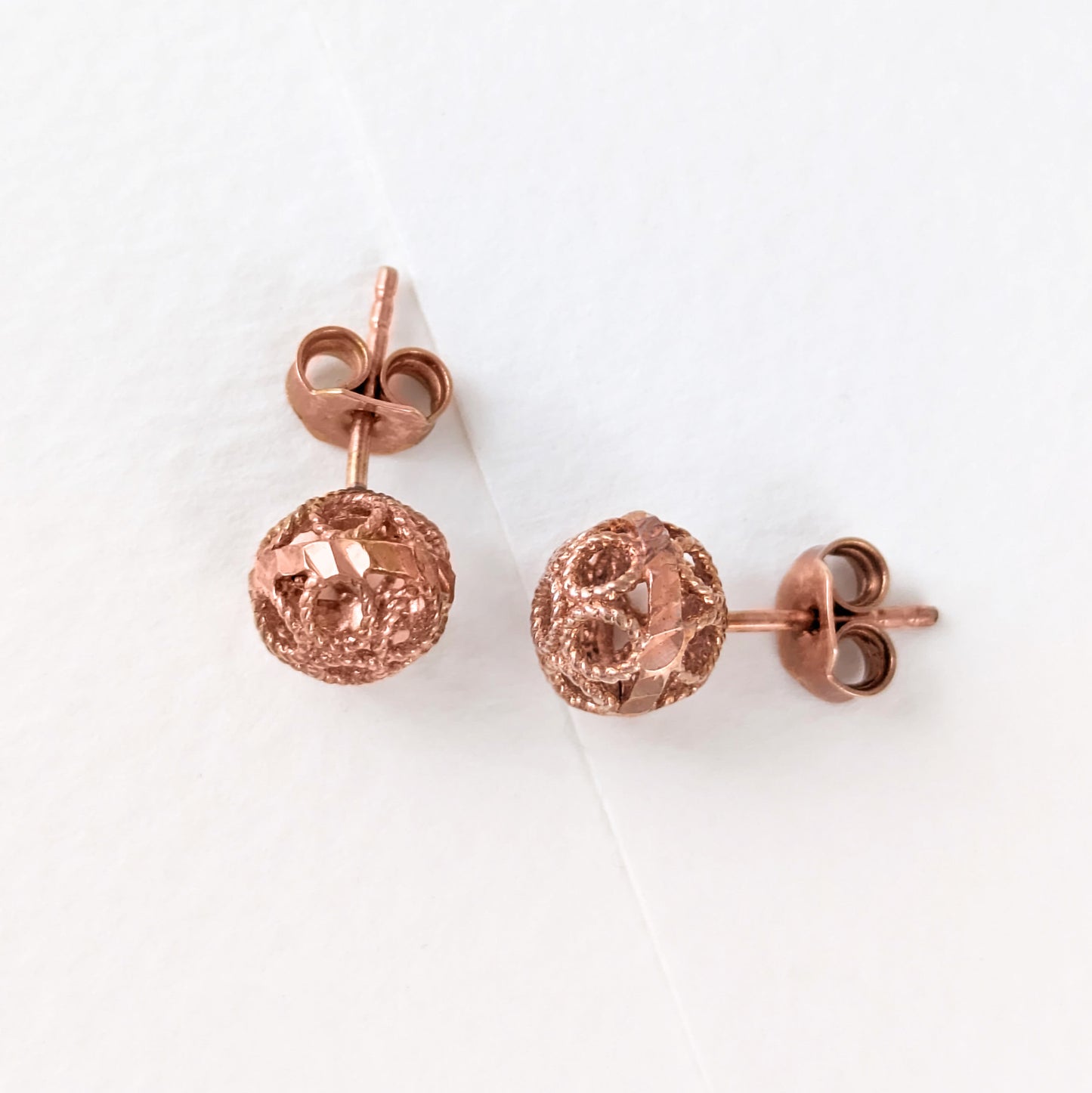 Round Gold Filigree Bead Stud Earrings with Diamond Cut