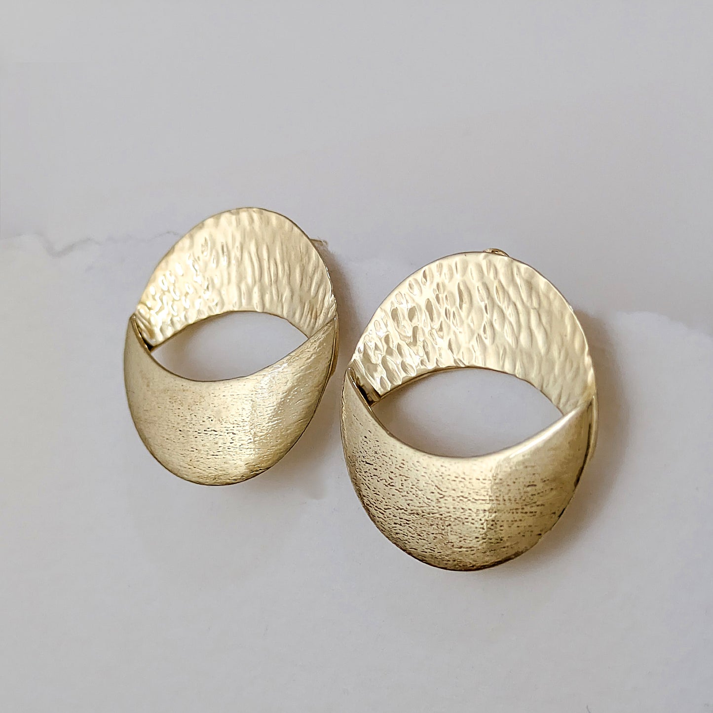 Open Oval Hammered Stud Earrings