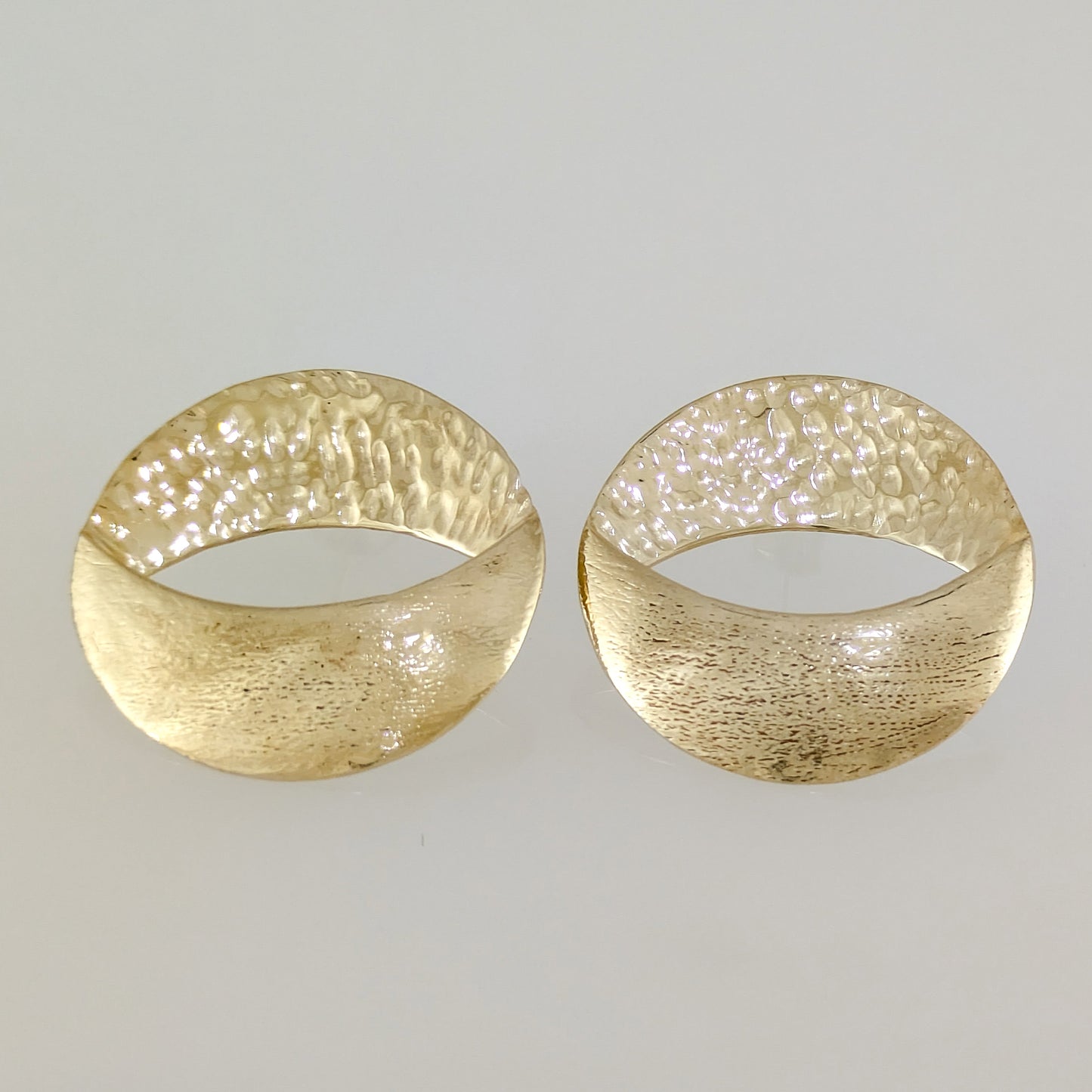 Open Oval Hammered Stud Earrings