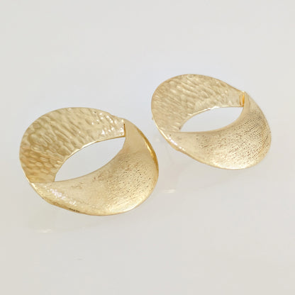 Open Oval Hammered Stud Earrings