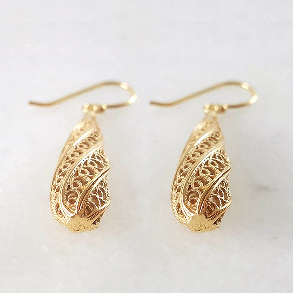 Long Swirl Filigree Drop Earrings with Twisted Pattern