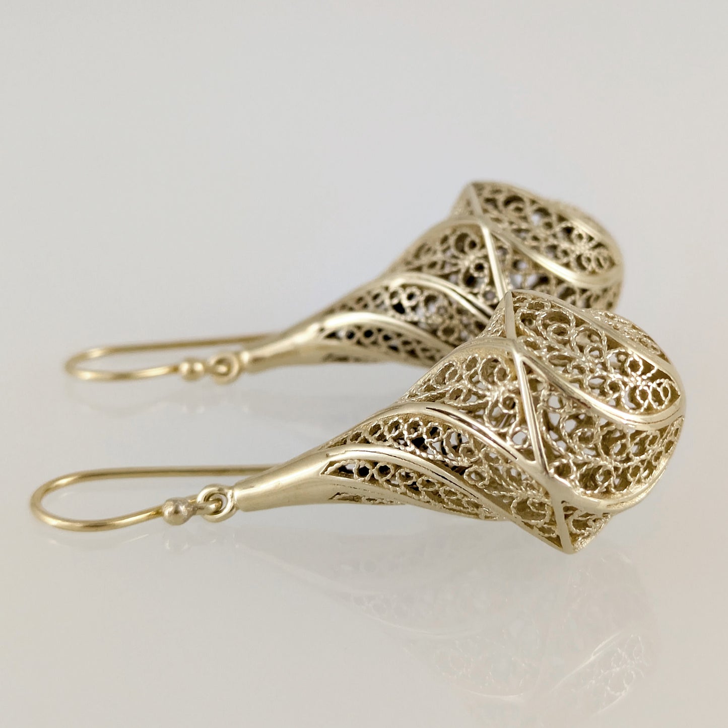 Teardrop Filigree Openwork Drop Earrings