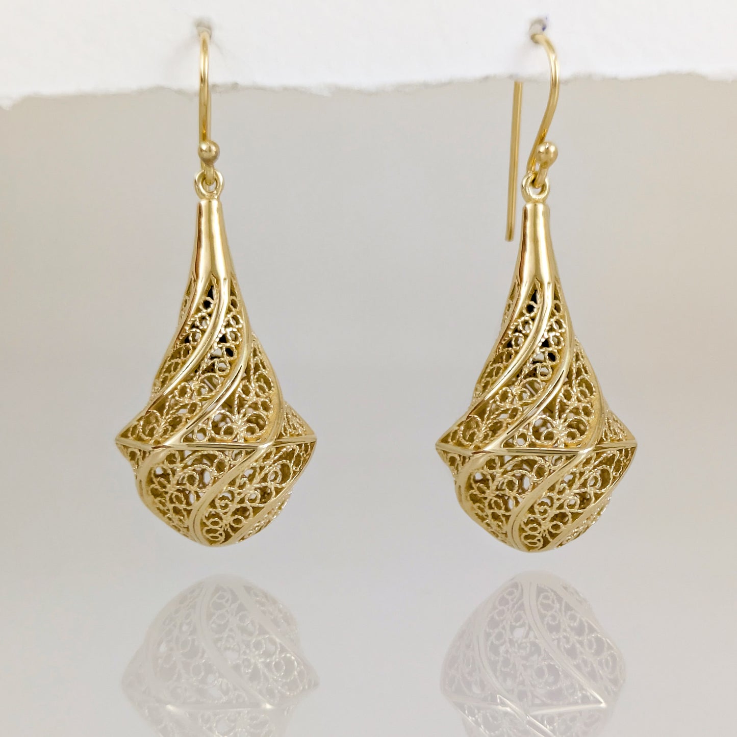 Teardrop Filigree Openwork Drop Earrings