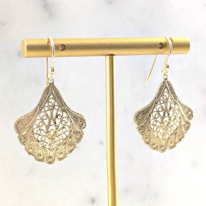 Fan Filigree Dangle Earrings with Openwork Design - TurkishBling