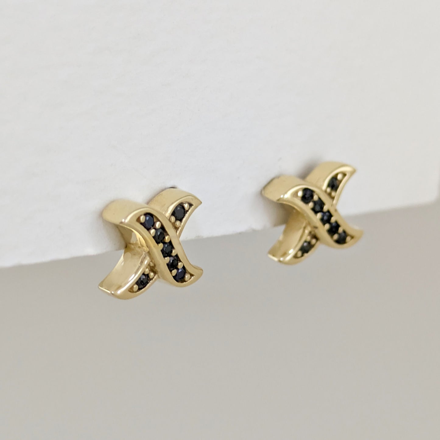 Black Spinel X Stud Earrings