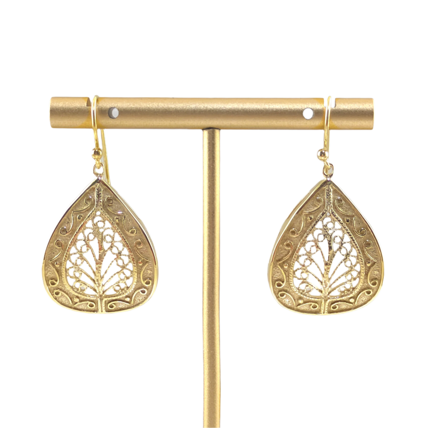 Teardrop Filigree Earrings with Elegant Openwork Design