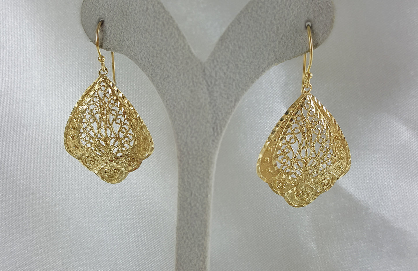 18K Gold Plated Fan Filigree Earrings