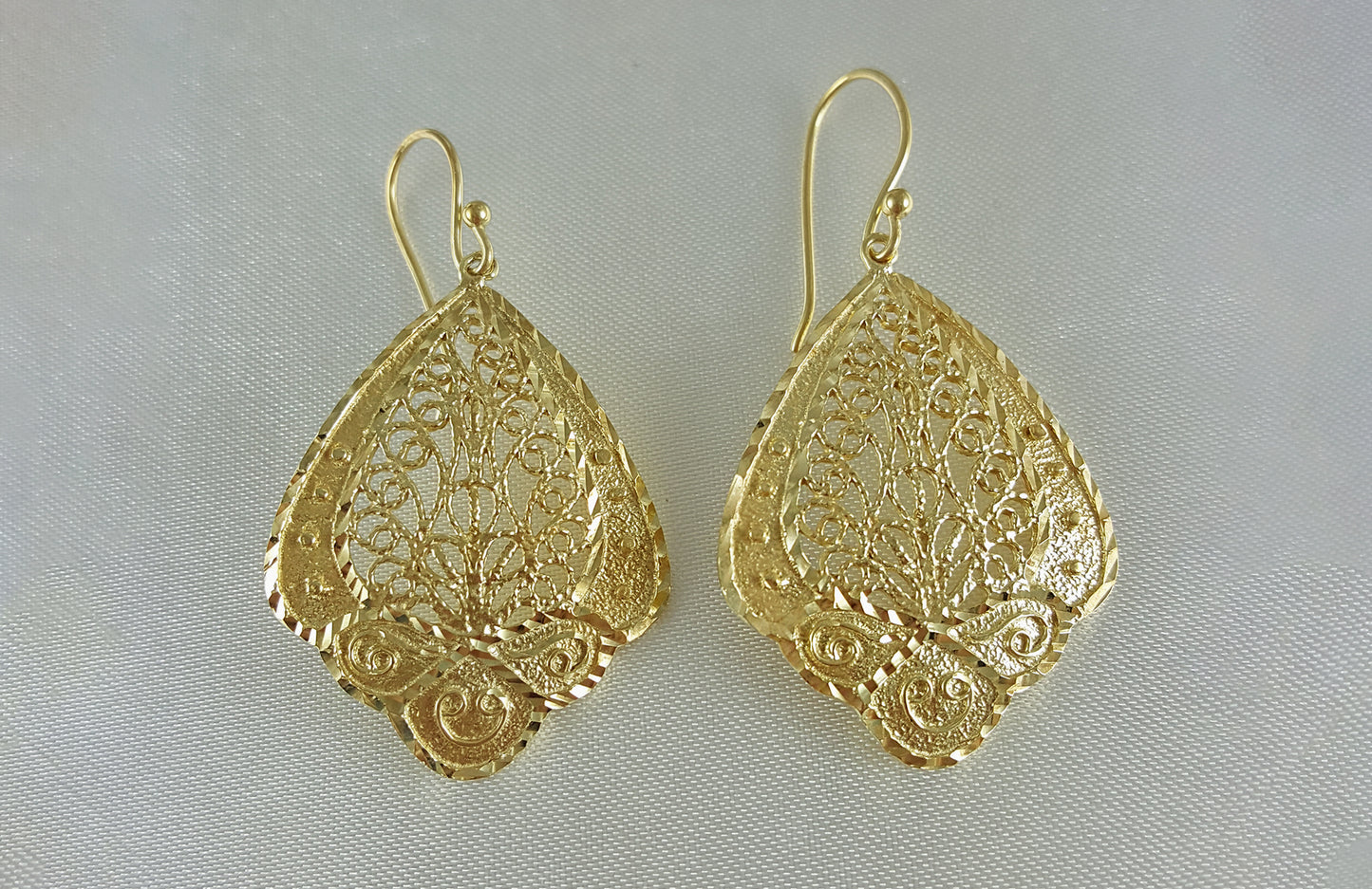 18K Gold Plated Fan Filigree Earrings