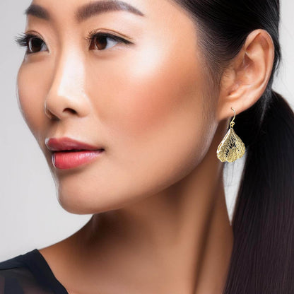 Tulip Filigree Dangle Earrings with Floral Contour - TurkishBling