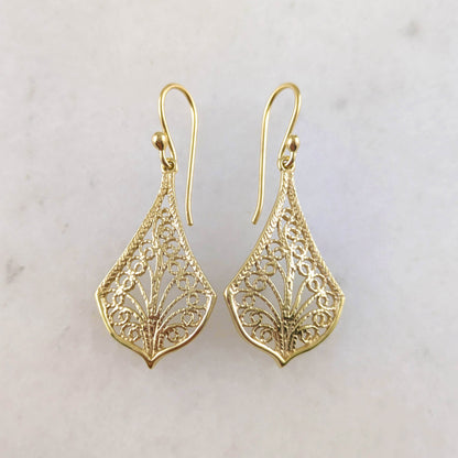 Elegant Filigree Drop Earrings with Nature-Inspired Design - TurkishBling