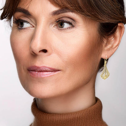 Elegant Filigree Drop Earrings with Nature-Inspired Design - TurkishBling