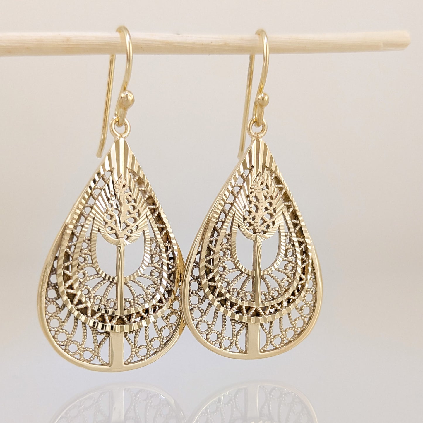 Teardrop Filigree Drop Earrings
