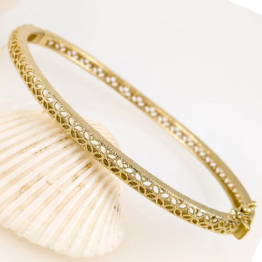 Filigree Pattern Bangle - TurkishBling