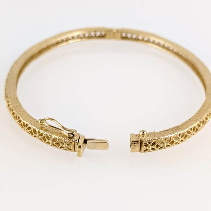 Filigree Pattern Bangle - TurkishBling