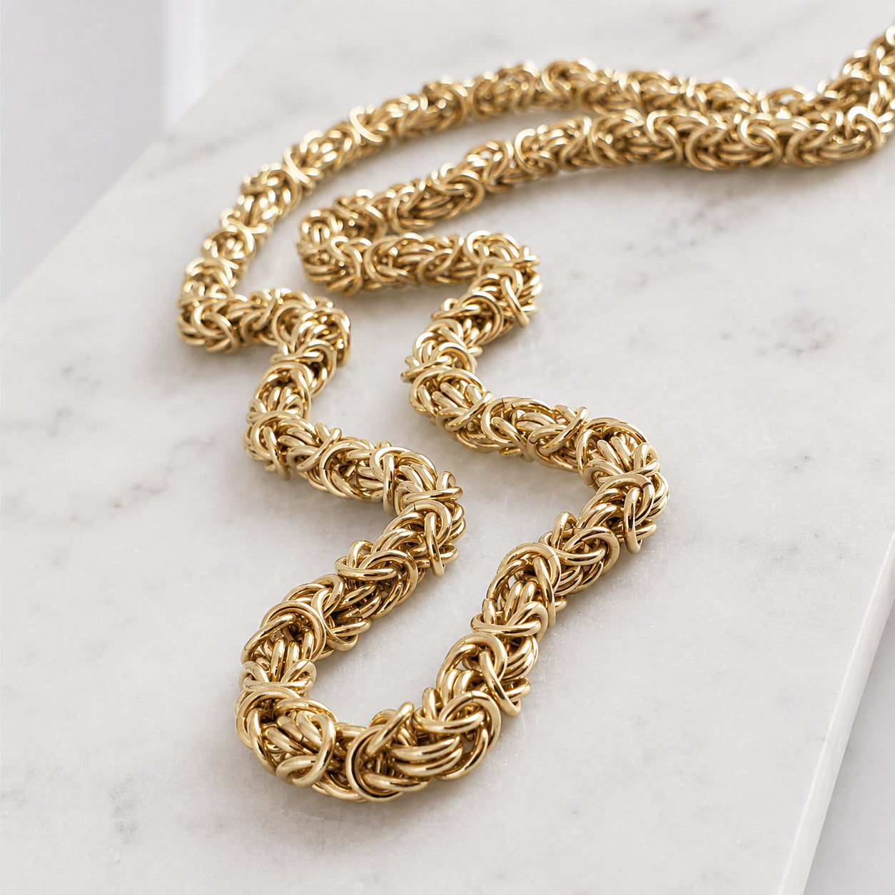 Byzantine Link Chain Necklace with Rope-Textured Toggle Clasp