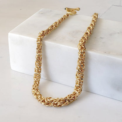 Byzantine Link Chain Necklace with Rope-Textured Toggle Clasp