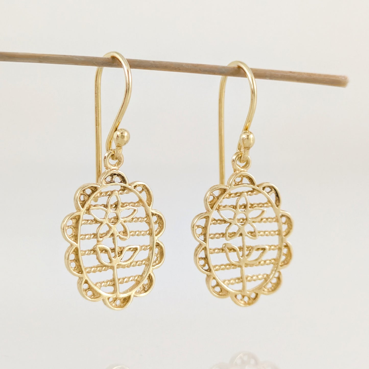 Oval Floral Openwork Drop Earrings