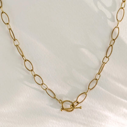 Oval Link Toggle Necklace with Twisted Texture
