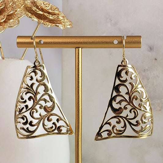 Glamorous Gold Plated Scrollwork Dangle Earrings