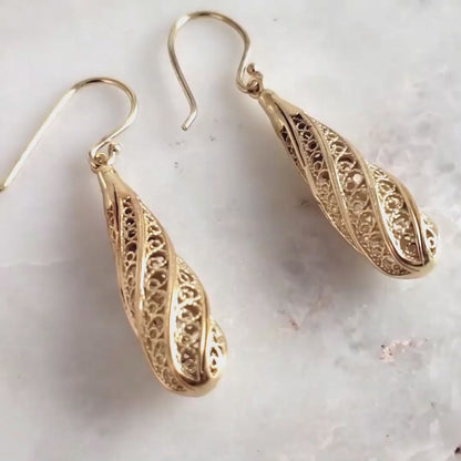 Long Swirl Filigree Drop Earrings with Twisted Pattern