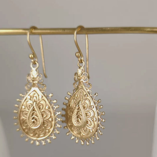 Etruscan Filigree Drop Earrings