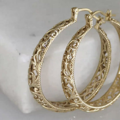 Large Graduated Hoop Earrings with Scrollwork Detailing – 35mm Design