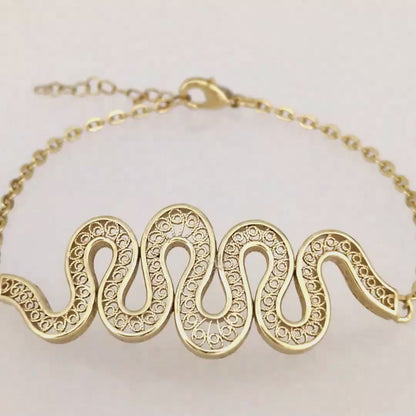 Serpentine Wave Filigree Bracelet with Openwork Design