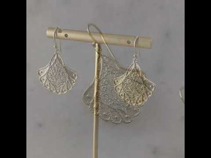 Fan Filigree Dangle Earrings with Openwork Design